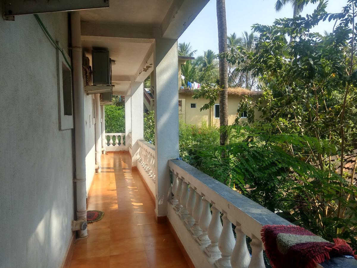 Red Lion Hotel Calangute Exterior photo