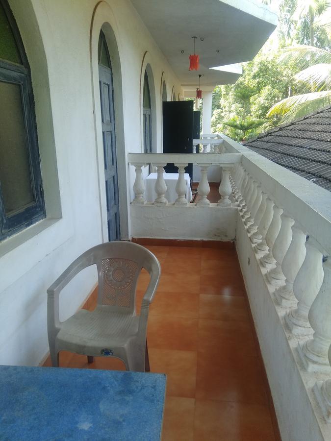 Red Lion Hotel Calangute Exterior photo